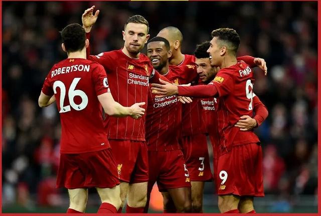 球迷：我们都在见证他的成长