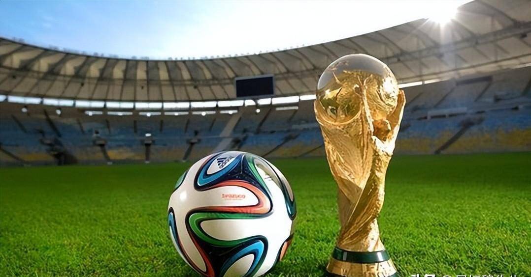 上海海港足球俱乐部举行2025赛季出征仪式