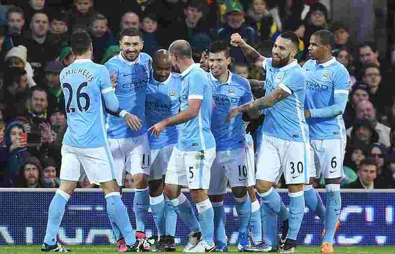 TA：斯通斯今夏不会离开曼城，胡桑诺夫计划留队