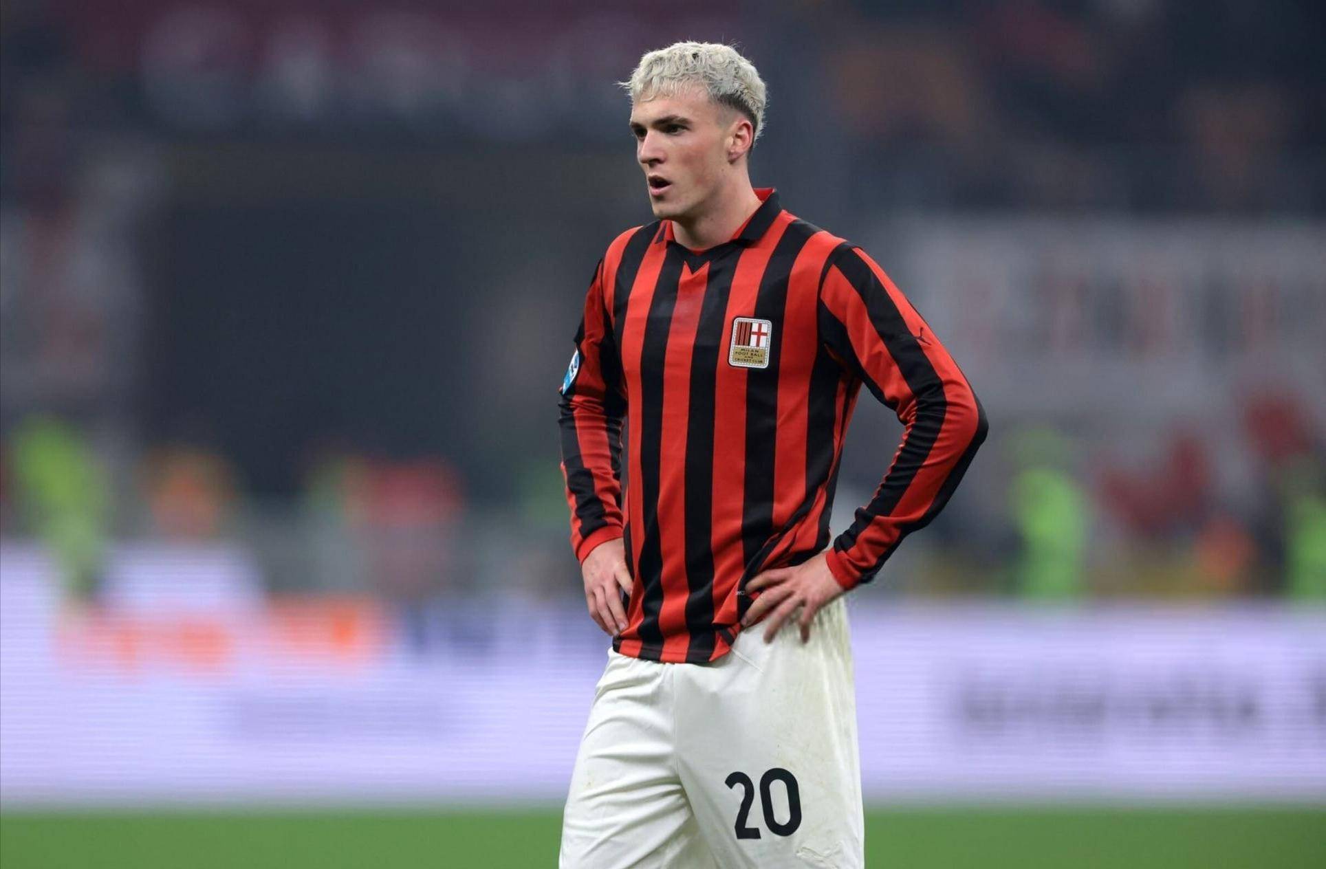 媒体人：国安欠薪8个月不真实，只有1个月是晚发了一些