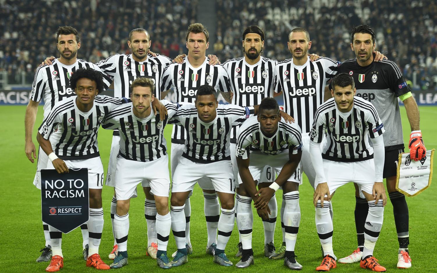 “高尔夫皇帝”伍兹称“腰部恢复速度不快…回归赛场时间未定”